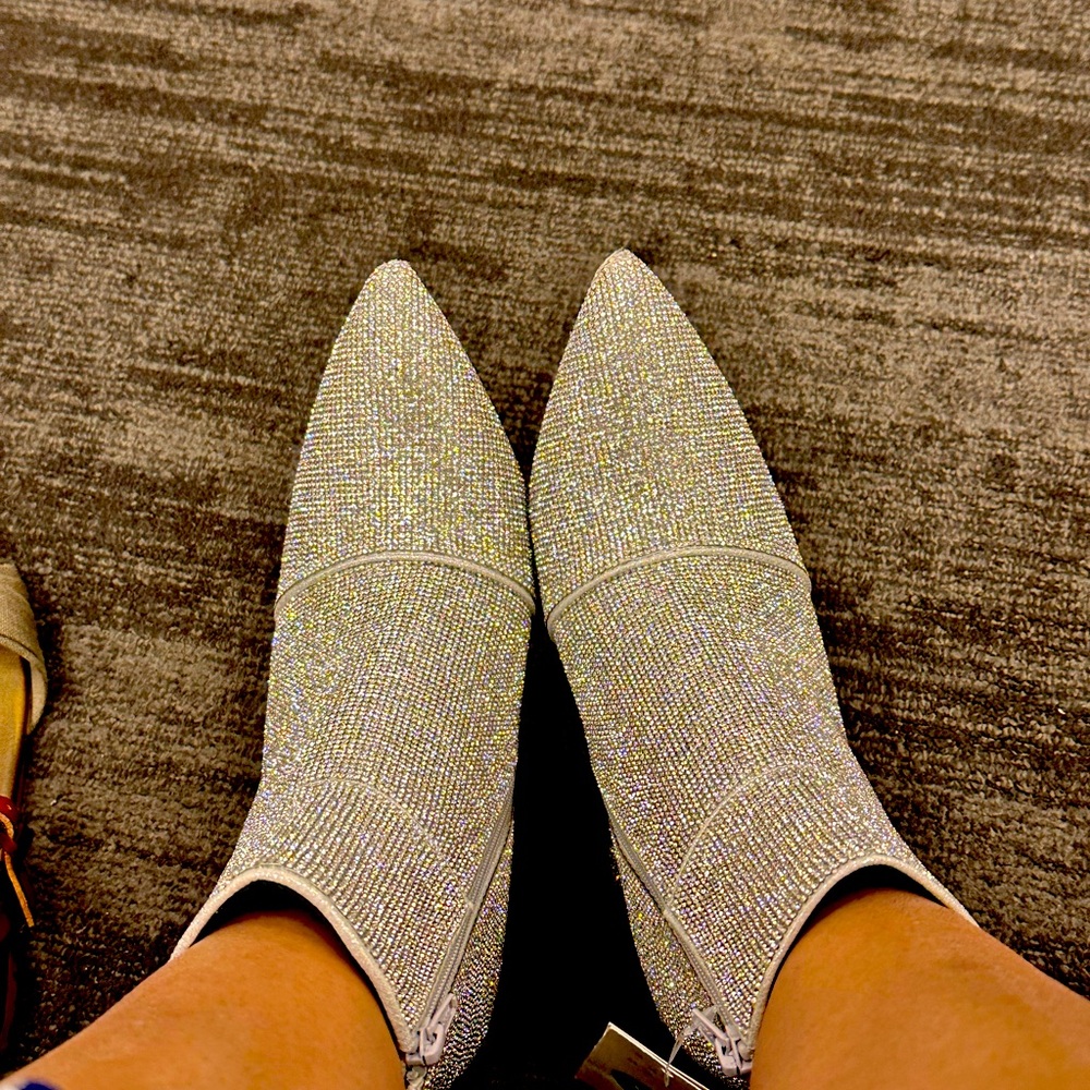 Meet your Posher, Olivia